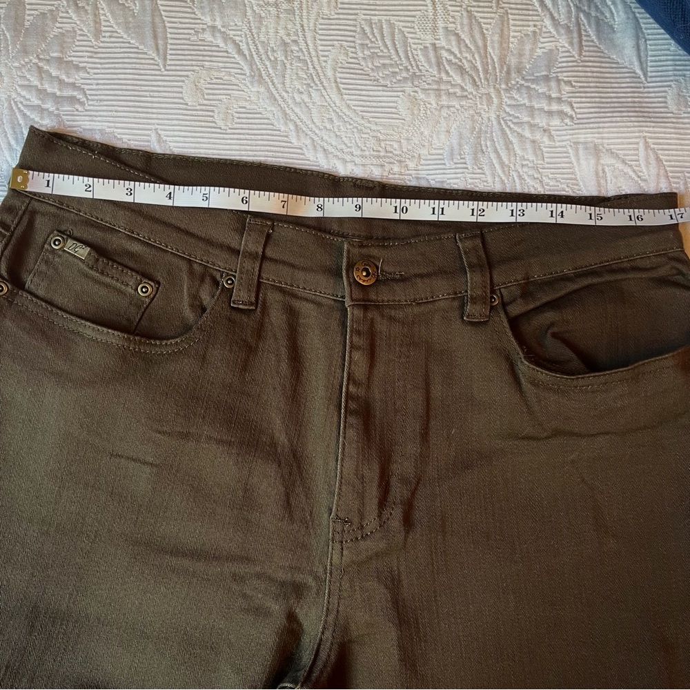 NWOT-DG2 Brown Bootcut Jeans-Size 12 by Diane Gilman - Picture 5 of 10